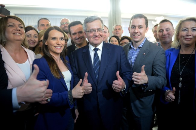 Bronisław Komorowski na spotkaniu z klubem PO /PAP/Jacek Turczyk /PAP