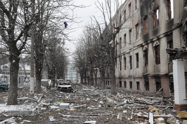 Browary pod Kijowem po nocnym ostrzale ukraińskich obiektów wojskowych przez Rosjan. /SERGEY DOLZHENKO /PAP/EPA