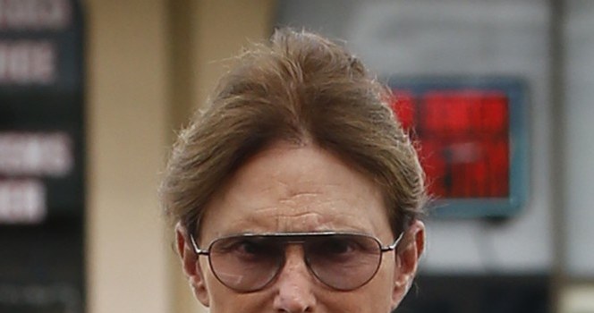 Bruce Jenner jest już po pierwszych zabiegach /Splash News /East News