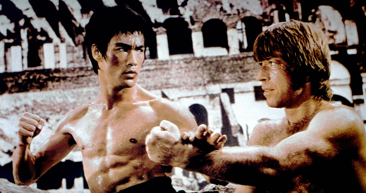 Bruce Lee kontra Chuck Norris w "Drodze smoka" /Sunset Boulevard / Contributor /Getty Images