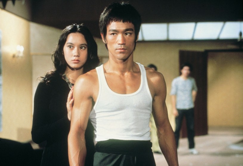 Bruce Lee zagrał w swoim życiu tylko kilka głównych ról, ale i tak jest legendą kina akcji /CONCORD PROD./GOLDEN HARVEST CO. / Album /East News