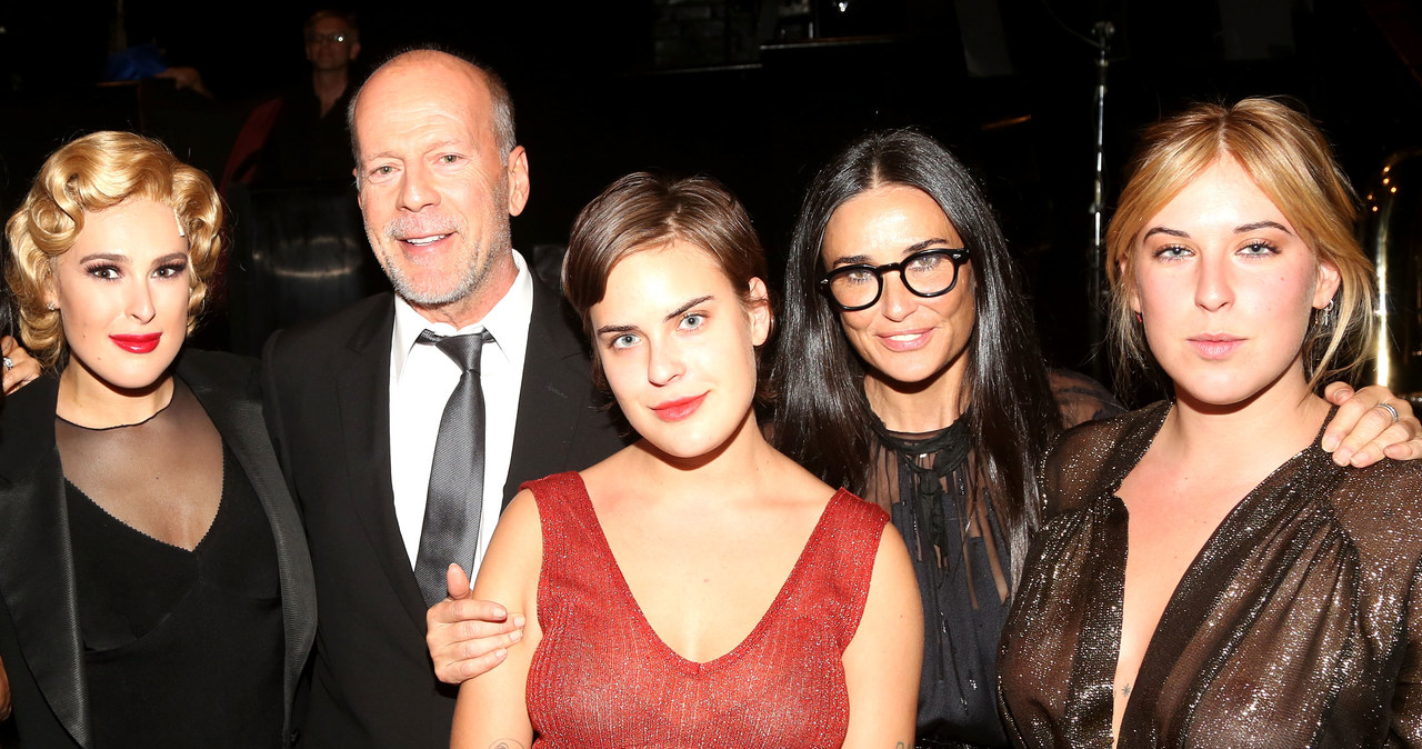 Bruce Willis, Demi Moore i ich córki w 2015 roku /Bruce Glikas/FilmMagic /Getty Images