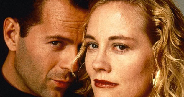 Bruce Willis jako David Addison i Cybill Shepherd, czyli Maddie Hayes w serialu "Na wariackich papierach" /Lions Gate Home Entertainment /materiały prasowe