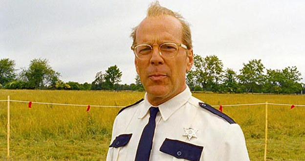 Bruce Willis nie udaje twardziela w "Moonrise Kingdom" /materiały prasowe