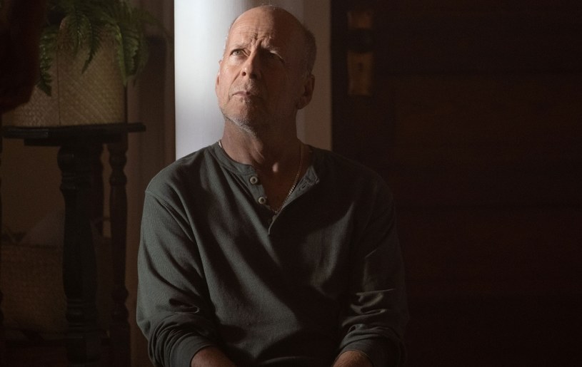 Bruce Willis w filmie "Survive the Night" z 2020 roku /Image Capital Pictures / Film Stills /Agencja FORUM