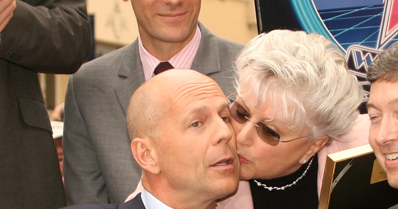 Bruce Willis z matką Marlene Willis / Frederick M. Brown /Getty Images