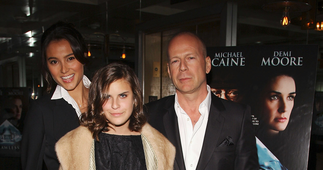 Bruce Willis z żoną i córką /Stephen Lovekin /Getty Images