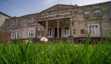 Bruczków. Od tajnej szkoły polskiej do ośrodka germanizacji