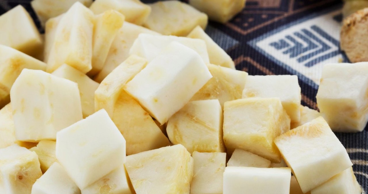 Brukiew charakteryzuje się delikatnym, lekko słodkawym smakiem z nutą ostrości. Smakuje doskonale zarówno na surowo, jak i po ugotowaniu /deviddo