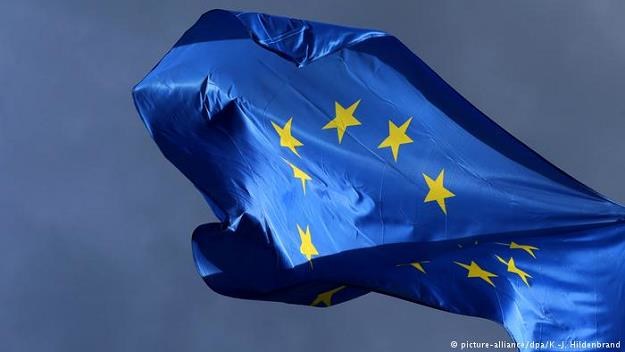Bruksela rozważy propozycję Niemiec, by wypłatę unijnych funduszy uzależniać od stanu praworządności /Deutsche Welle