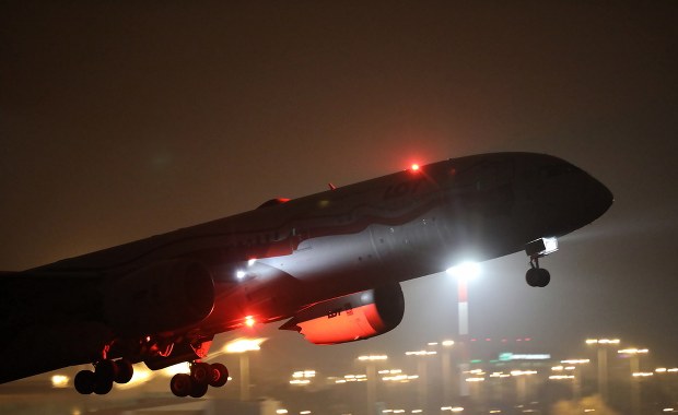 Bruksela zatwierdziła rządową pomoc dla LOT-u. Wyłożymy blisko 3 mld złotych