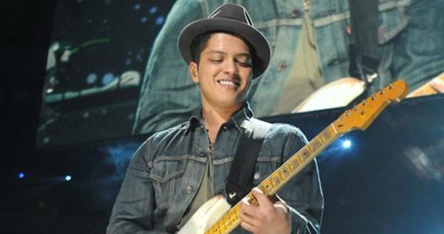 Bruno Mars zadebiutował z impetem: dwa single, dwa przeboje - fot. Picture Perfect/Rex Features /East News