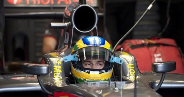 Bruno Senna (na zdjęciu) może zastąpić Nicka Heidfelda w teamie Lotus-Renault /AFP