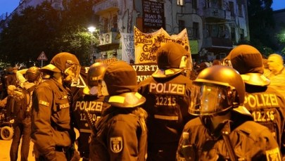 Brutalne starcia w Berlinie. Rannych zostało 123 policjantów