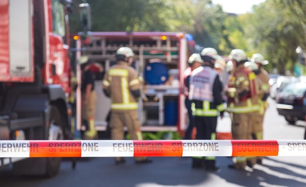 Brutalny atak na bezdomnych w Niemczech. Polacy cudem uniknęli śmierci w płomieniach