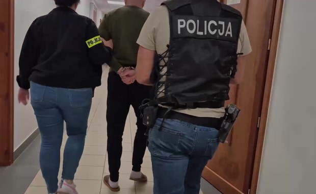 Brutalny atak na turystę w hotelu w Mikołajkach. "Takich spraw nie było od lat 90."