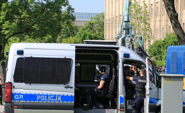 Brutalny napad w autobusie w Krakowie. Zatrzymano ostatniego z podejrzanych