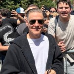 Bryan Adams odsłonił gwiazdę w Alei Gwiazd RMF FM. Zdjęcia