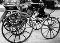 Bryczka motorowa Daimler/Maybach, 1886 r /Encyklopedia Internautica