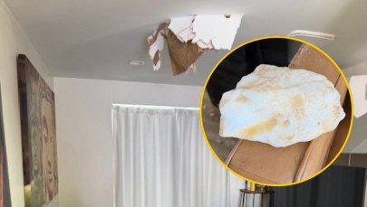 Bryła lodu spadła i przebiła dach domu. Mieszkanka w szoku