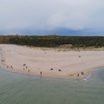 Brytyjczycy zachwyceni „niebiańskim zakątkiem”. Polska plaża przyciąga jak magnes 