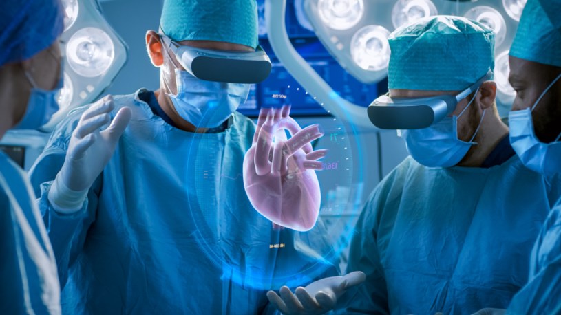 Brytyjscy lekarze rozwijają nowatorską metodę przeszczepu serca. Uratowali nią już ponad 200 osób, w tym 15 dzieci /123RF/PICSEL
