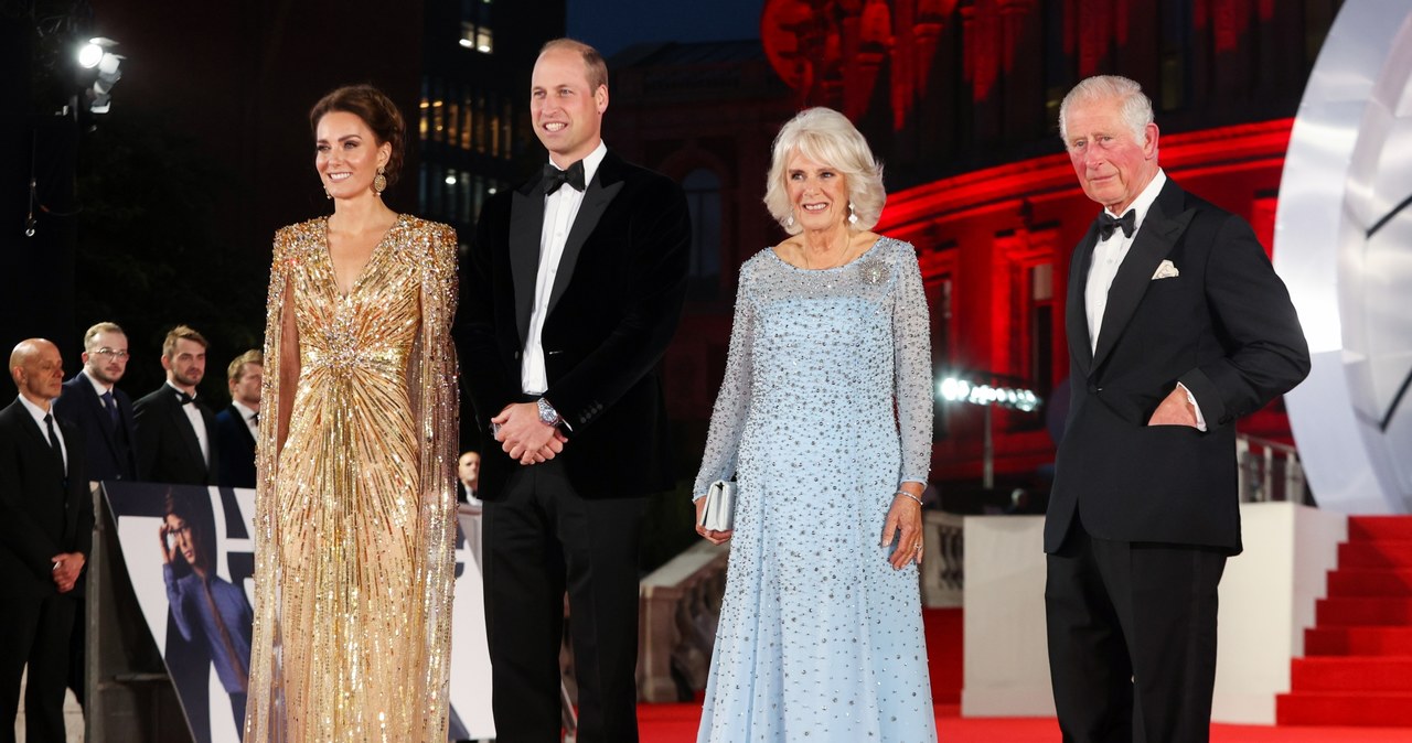 Brytyjska rodzina królewska na premierze "Bonda" /Chris Jackson / Staff  /Getty Images