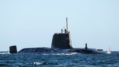 Brytyjski atomowy okręt podwodny na Morzu Arabskim. HMS Anson gotowy do ataku