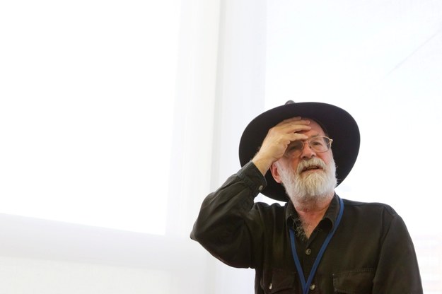 Brytyjski pisarz Terry Pratchett /Alessandro della Bella /PAP/EPA