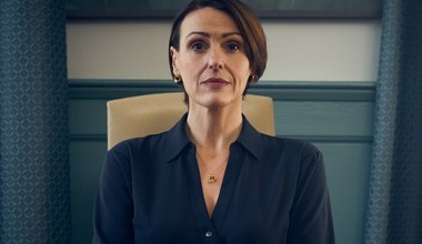 Brytyjski thriller polityczny pozostawi was bez tchu. Wciąga od pierwszej minuty