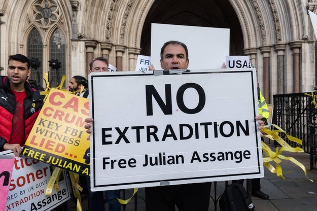 Brytyjskie MSW wydało zgodę na ekstradycję założyciela WikiLeaks do USA /AA/ABACA /PAP