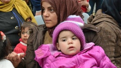 Brytyjskie organizacje alarmują: Małżeństwa nieletnich muzułmanek aranżowane są przez Skype’a