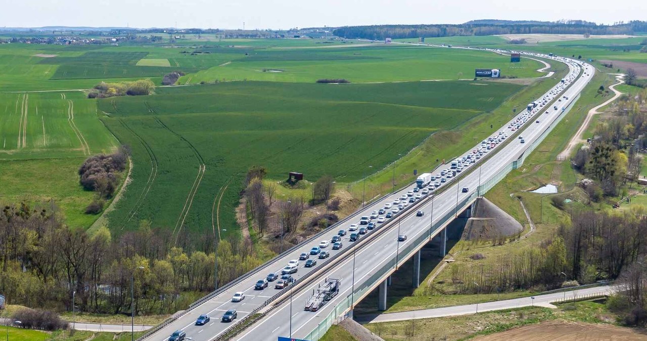 Budimex SA traci szansę na poprowadzenie budowy autostrady D11 w Czechach /zdj, ilustracyjne /Przemek Swiderski/REPORTER /East News