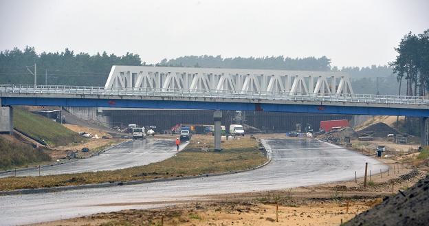 Budowa autostrady A1 w Otłoczynie /PAP