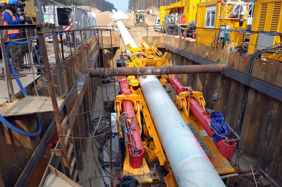 Budowa części lądowej gazociągu Baltic Pipe na odcinku Goleniów - Lwówek / 	Marcin Bielecki    /PAP