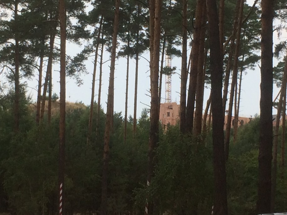 Budowa jest pilnie strzeżona /Mateusz Chłystun /RMF FM