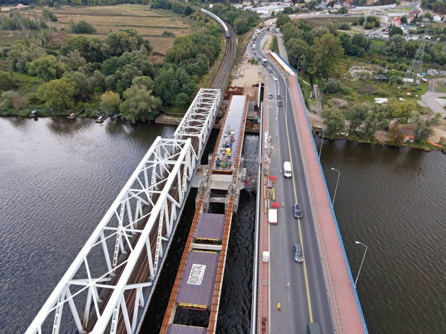 Budowa nowego mostu /foto. Urząd Miasta w Szczecinie /Materiały prasowe