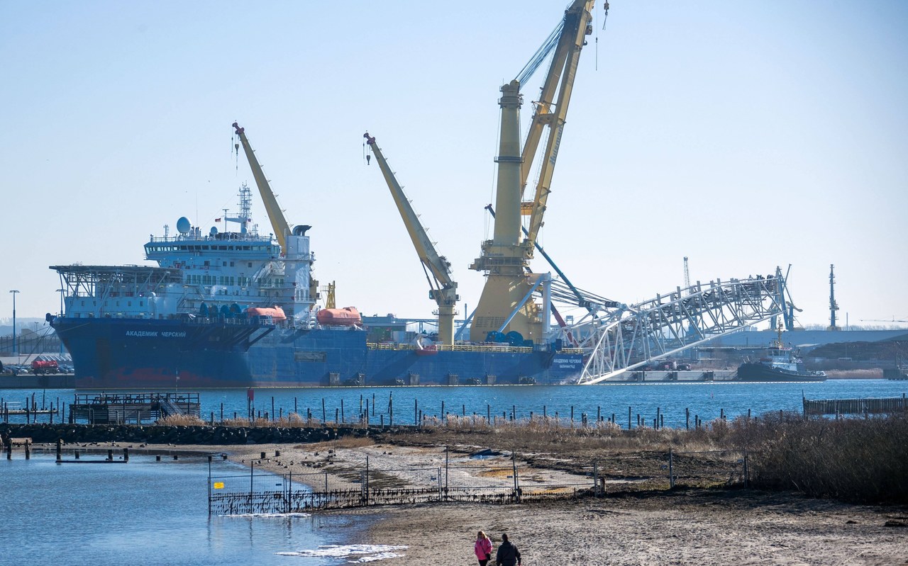 Budowa pierwszej nitki Nord Stream 2 na morzu została ukończona