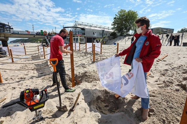 Budowa plaży sektorowej w Międzyzdrojach /	Marcin Bielecki   /PAP