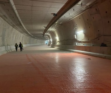 Budowa tunelu w Świnoujściu zbliża się do końca. Pojedziemy nim w wakacje