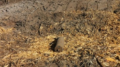 ​Budował domek letniskowy. Znalazł pocisk
