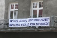 Budowlany krajobraz na wadowickim rynku