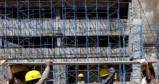 Budownictwo pełne pracujących "na czarno" /AFP