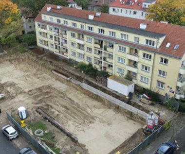 Budują im pod oknami blok i parking. "Zasłoni mi całkowicie światło"