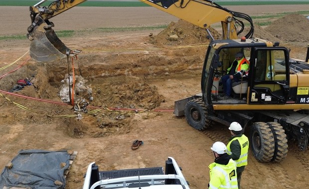 Budują S8, a tu taki skarb: Odkryto wrak niemieckiego myśliwca z II wojny światowej