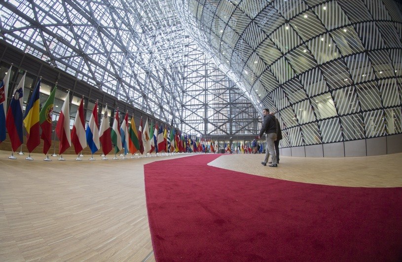 Budynek "Europa" przed rozpoczęciem szczytu /PAP/EPA