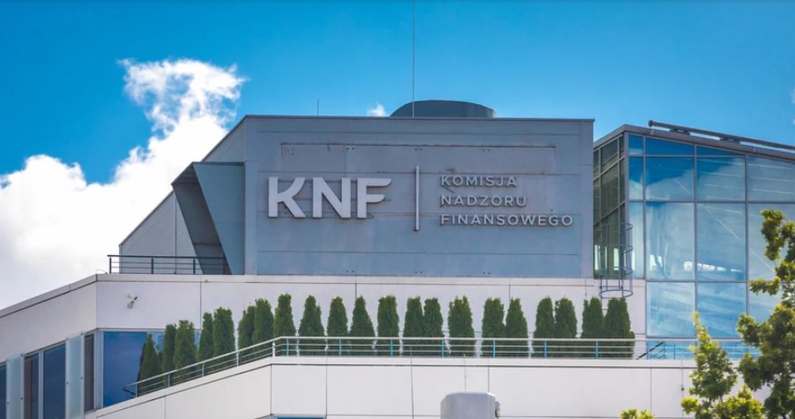 Budynek KNF /Arkadiusz Ziółek /East News