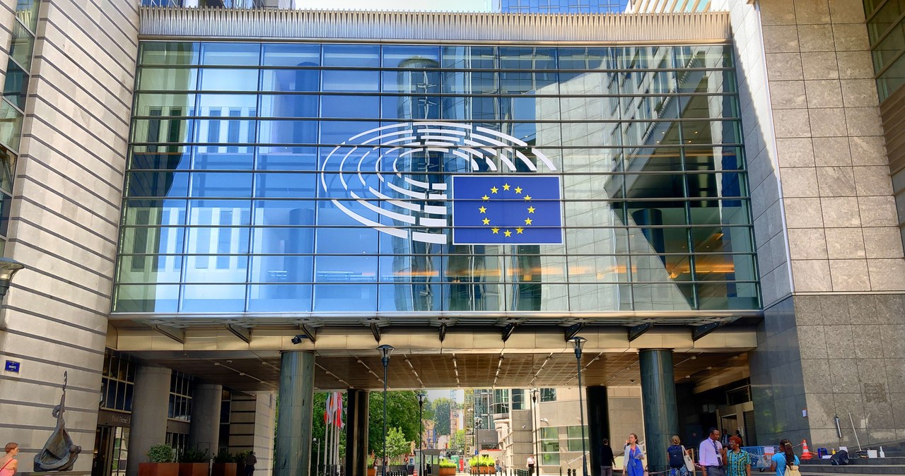 Budynek Parlamentu Europejskiego w Brukseli. /123RF/PICSEL