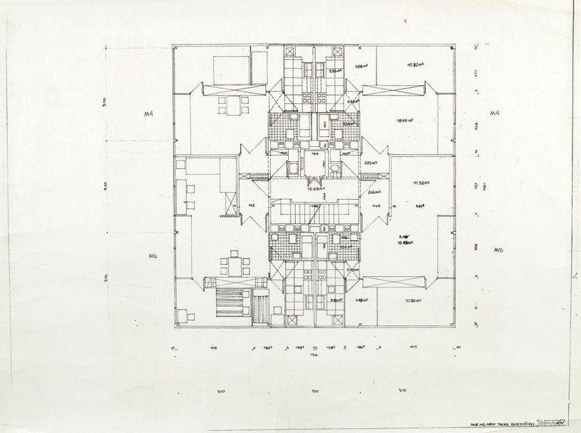 Budynek trzonowo-linowy we Wrocławiu,  rzut piętra powtarzalnego. Ze zbiorów Muzeum Architektury we Wrocławiu /materiały prasowe