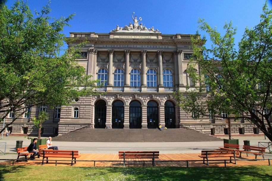 Budynek uniwersytetu w Strasburgu /W.Wirth/Arco Images GmbH/DPA /PAP